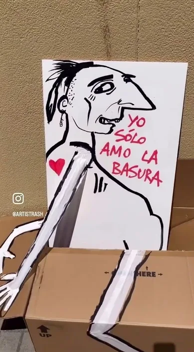 Jeg elsker skrald (Amo la basura) – gadekunst i Barcelona: scene fra Art Is Trash-videoen af Francisco de Pájaro