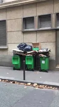 Clip d'art al carrer – art urbà a Barcelona: escena del vídeo d'Art Is Trash de Francisco de Pájaro