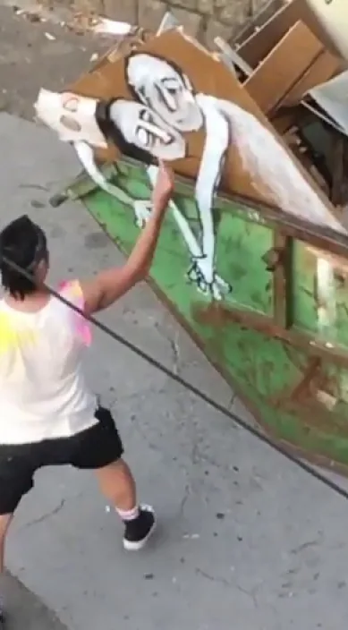 Arte urbano street art – street art in Barcelona: scene from the Art Is Trash video by Francisco de Pájaro