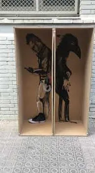 Auto-retrato no lixo (Autorretrato en la basura) – arte de rua em Barcelona: cena do vídeo de Art Is Trash de Francisco de Pájaro