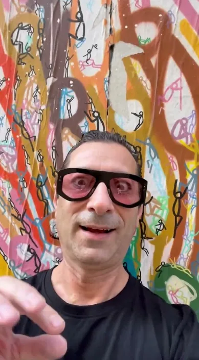 Bang – street art in Barcelona: scene from the Art Is Trash video by Francisco de Pájaro