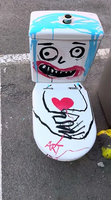 Gaden (Calle) – gadekunst i Barcelona: scene fra Art Is Trash-videoen af Francisco de Pájaro
