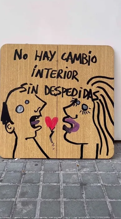 Cambio interior – street art in Barcelona: scene from the Art Is Trash video by Francisco de Pájaro