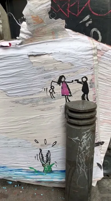 Conflicto de pareja. es – street art in Madrid: scene from the Art Is Trash video by Francisco de Pájaro