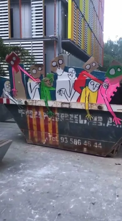 Containeren er (Contenedor es) – gadekunst i Barcelona: scene fra Art Is Trash-videoen af Francisco de Pájaro