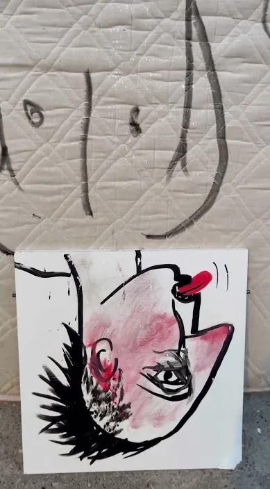 Свободный художник (El artista libre) – стрит-арт, Барселона: кадр из видео Art Is Trash Франсиско де Пахаро
