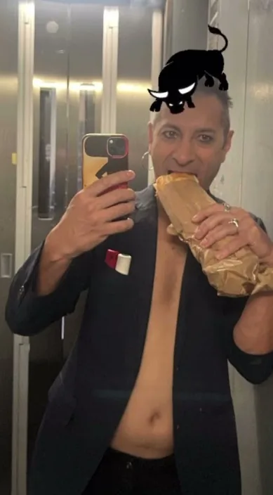 El bocata – arte urbano en Barcelona: escena del vídeo de Art Is Trash de Francisco de Pájaro