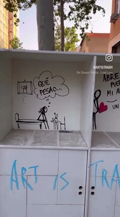 El romàntic (El romántico) – art urbà a Barcelona: escena del vídeo d'Art Is Trash de Francisco de Pájaro