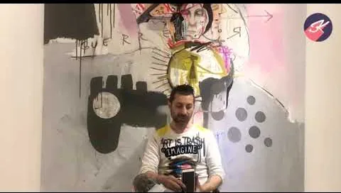 Interview med Sydkorea (Entrevista en Seúl KOREA) – gadekunst i Barcelona: scene fra Art Is Trash-videoen af Francisco de Pájaro
