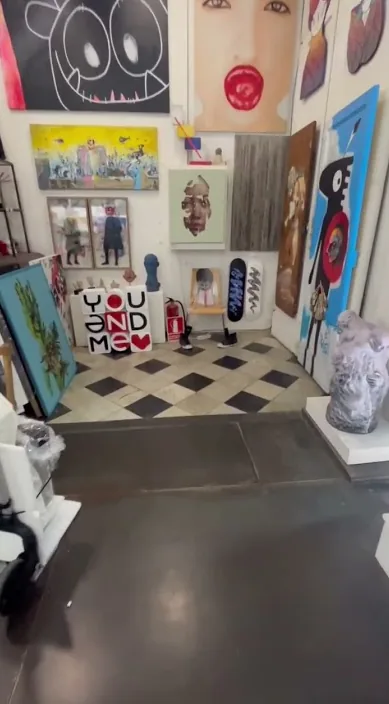 Galeria Artevistas Barcelona é (Galería artevistas barcelona es) – arte de rua: cena do vídeo de Art Is Trash de Francisco de Pájaro