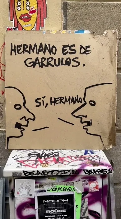 Frère est (Hermano es) – street art à Barcelone : scène de la vidéo Art Is Trash de Francisco de Pájaro