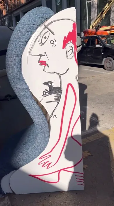Hoje é um dia lindo (Hoy hace un día precioso) – arte de rua em Barcelona: cena do vídeo de Art Is Trash de Francisco de Pájaro