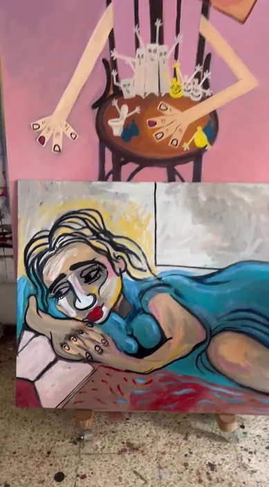 Meine Autobiographie lesen (Leyendo mi autobiografía) – Street-Art in Barcelona: Szene aus dem Art-Is-Trash-Video von Francisco de Pájaro