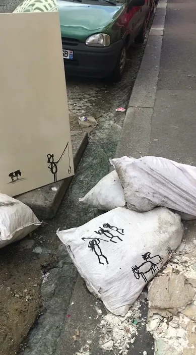 Ce que le courant porte. Paris, 2017 – street art à Barcelone : scène de la vidéo Art Is Trash de Francisco de Pájaro