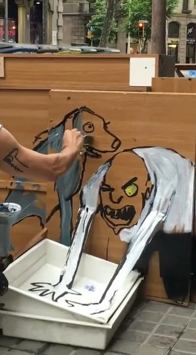 O que eu não tenho, eu tenho diante de mim – arte de rua em Barcelona: cena do vídeo de Art Is Trash de Francisco de Pájaro