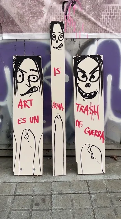 내 무기 (Mi arma) – 바르셀로나 스트리트 아트: Francisco de Pájaro의 Art Is Trash 영상 장면