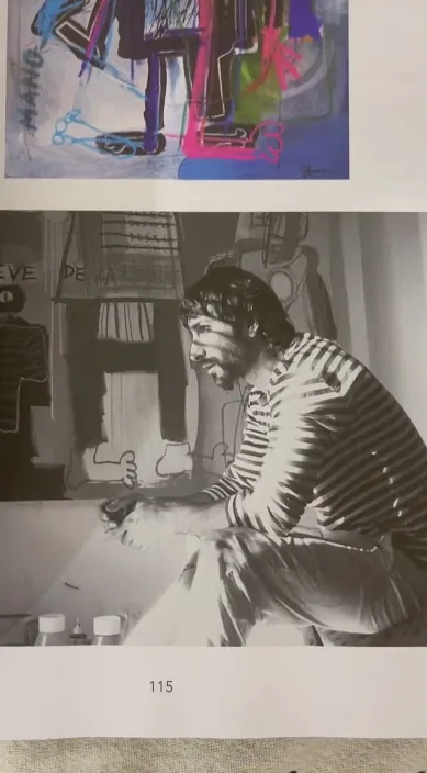 La seva autobiografia és (Mi autobiografía. es) – art urbà a Barcelona: escena del vídeo d'Art Is Trash de Francisco de Pájaro