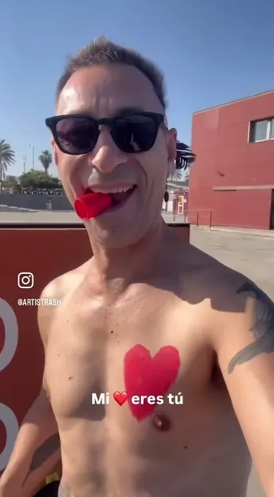 Mi corazón eres tú – arte urbano en Barcelona: escena del vídeo de Art Is Trash de Francisco de Pájaro