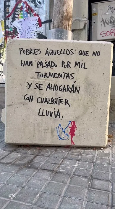 千风暴 (Mil tormentas) – 巴塞罗那街头艺术:Francisco de Pájaro 的 Art Is Trash 视频画面