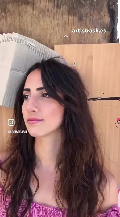 Mujer bella – arte urbano en Barcelona: escena del vídeo de Art Is Trash de Francisco de Pájaro