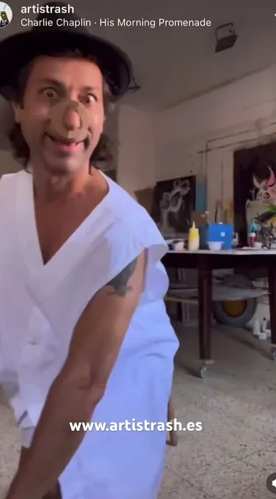 Payaso – arte urbano en Barcelona: escena del vídeo de Art Is Trash de Francisco de Pájaro