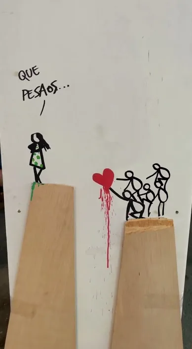 重 (Pesados) – 巴塞罗那街头艺术:Francisco de Pájaro 的 Art Is Trash 视频画面