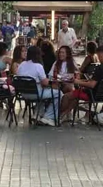 在大流行时刻绘制人们 (Pintando a la gente en tiempos de Pandemia) – 巴塞罗那街头艺术：Francisco de Pájaro 的 Art Is Trash 视频画面