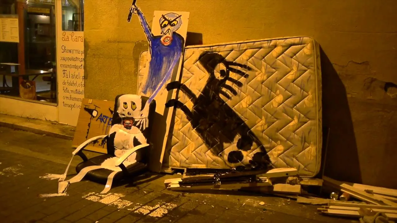 ストリートアート メッカ (Street Art Mecca) – バルセロナのストリートアート：Francisco de Pájaro による Art Is Trash の動画のワンシーン