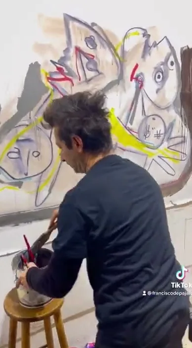 Una pintura vendida en Yakarta – arte urbano en Barcelona: escena del vídeo de Art Is Trash de Francisco de Pájaro